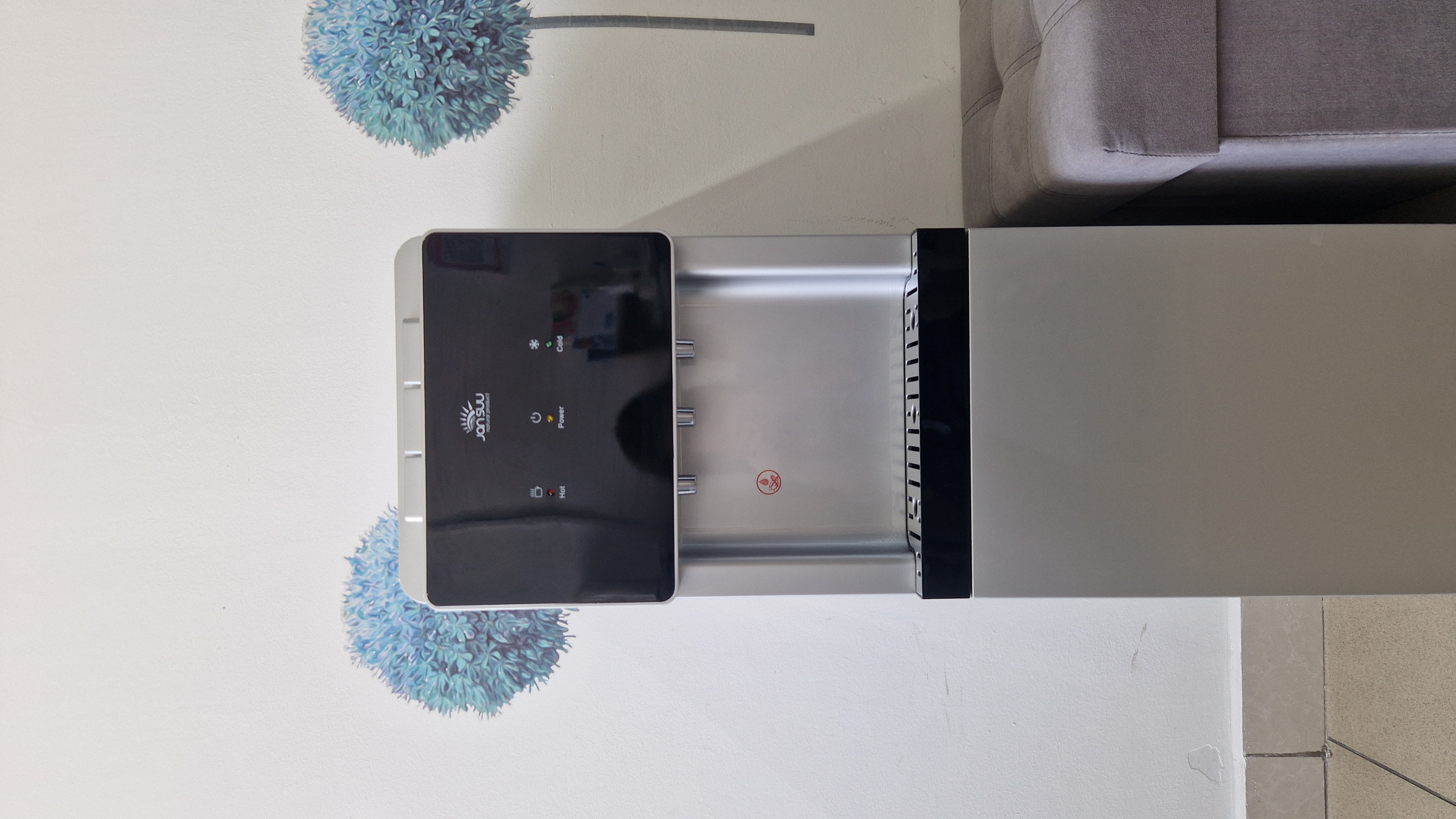 Диспенсер кулерный Jansuu310LA